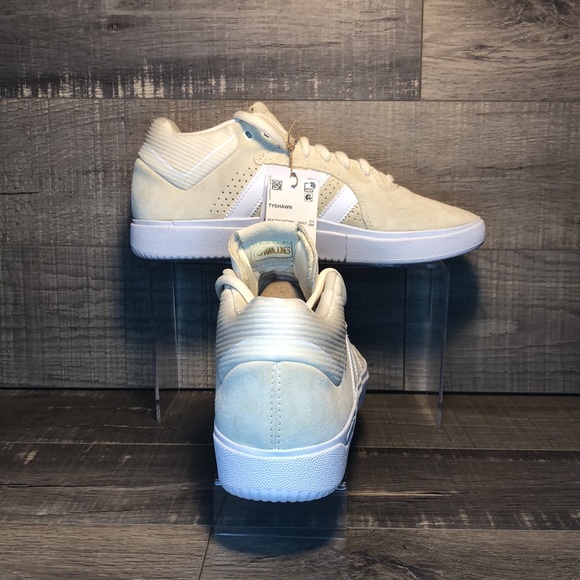 Adidas - Tyshawn Skate - Picture 3 of 6